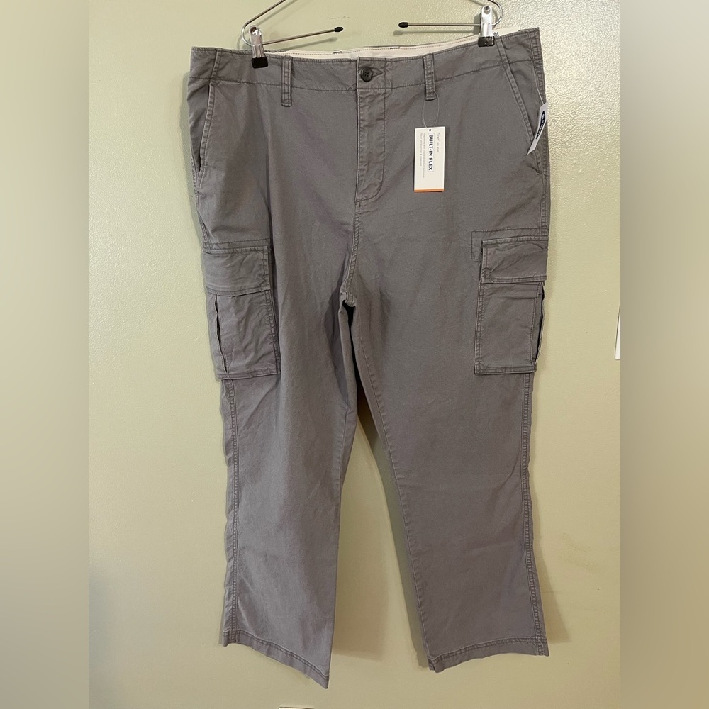 Old Navy Build In Flax Straight Cotton Men's Gray Cargo Pants Size 40/30 NWT